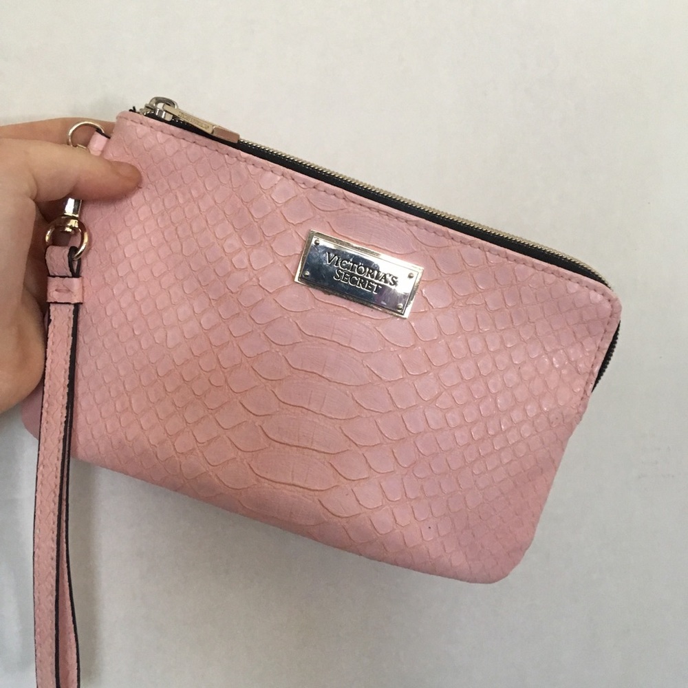 Victoria’s Secret clutch